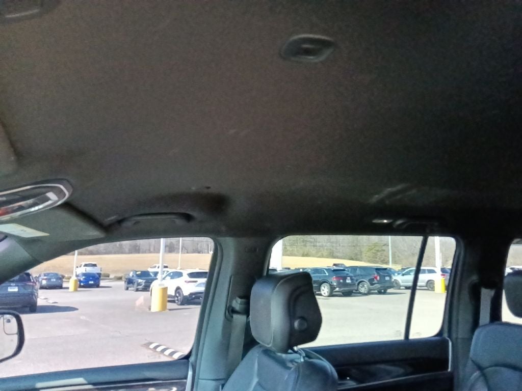 2023 Jeep Wagoneer Base