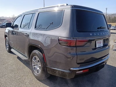 2023 Jeep Wagoneer Base