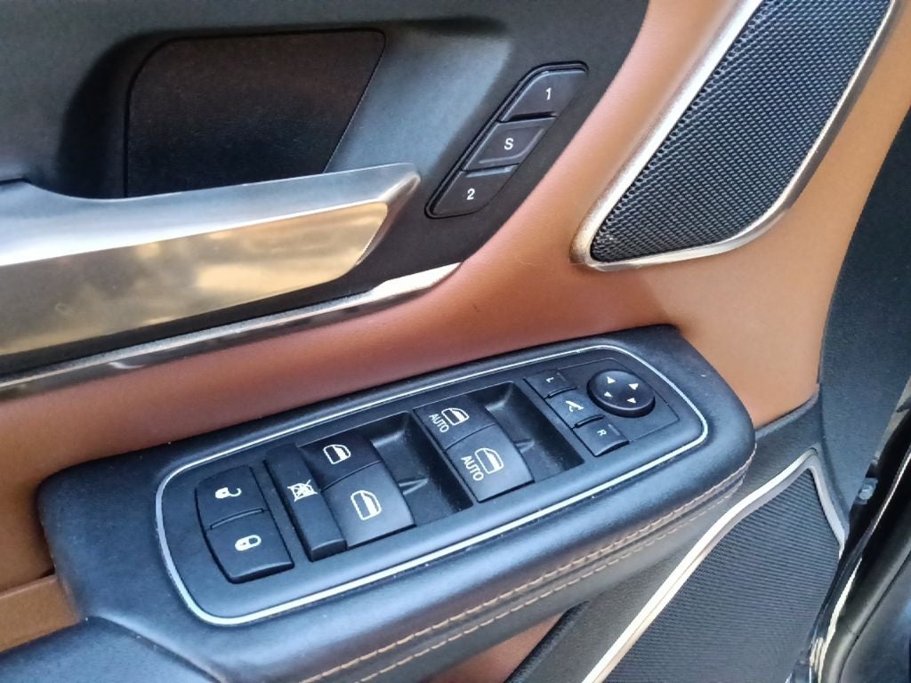 2020 RAM 1500 Laramie Longhorn