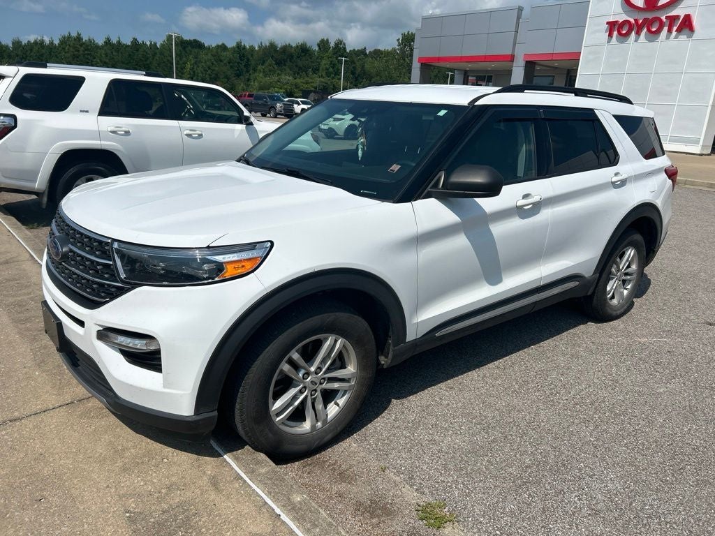 2023 Ford Explorer XLT