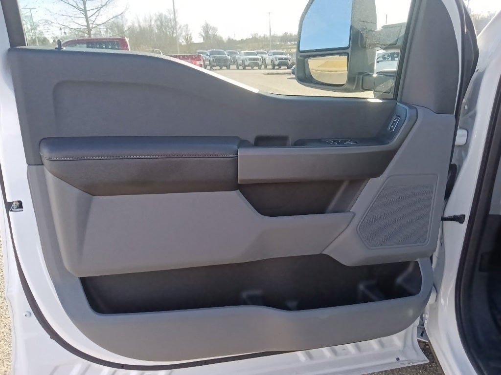 2025 Ford F-350SD XL