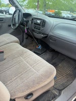 2000 Ford F-150 XL