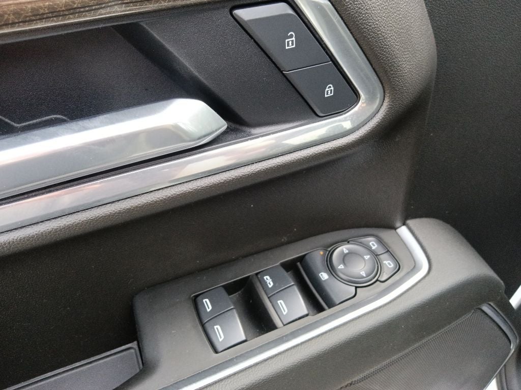 2025 Chevrolet Silverado 1500 LT LT1