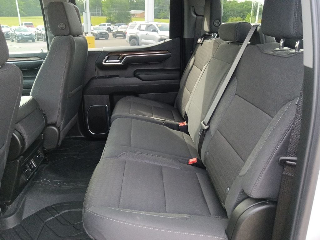 2025 Chevrolet Silverado 1500 LT LT1