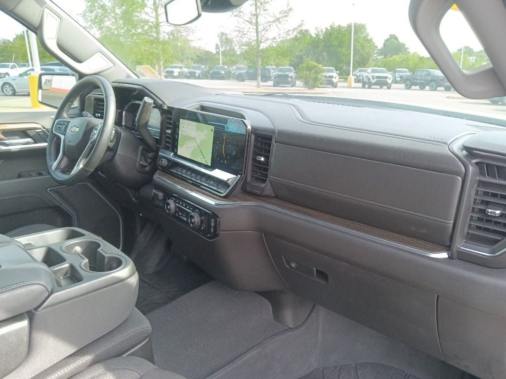 2025 Chevrolet Silverado 1500 LT LT1