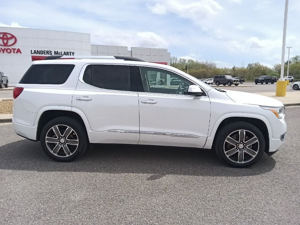 2019 GMC Acadia Denali