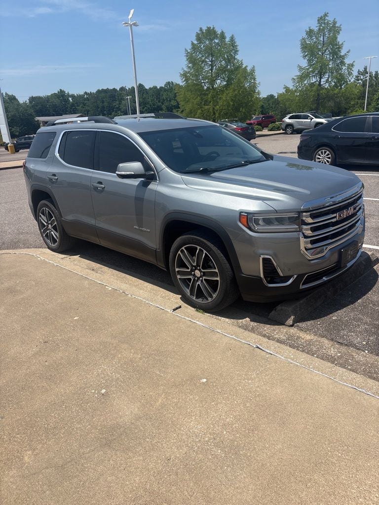 2023 GMC Acadia SLT