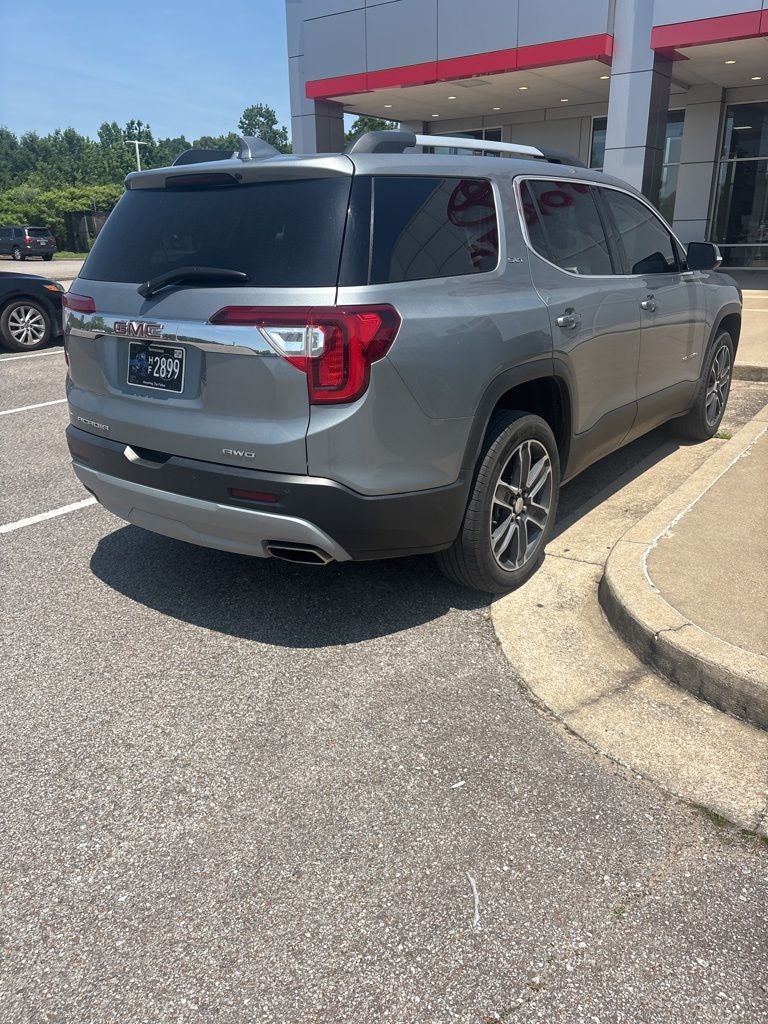 2023 GMC Acadia SLT