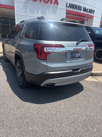 2023 GMC Acadia SLT