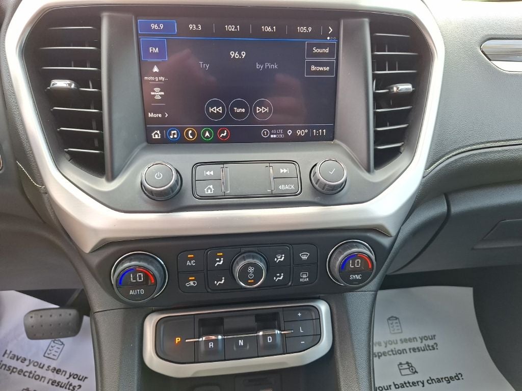2023 GMC Acadia SLT