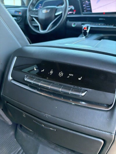 2024 Cadillac Escalade Sport Platinum