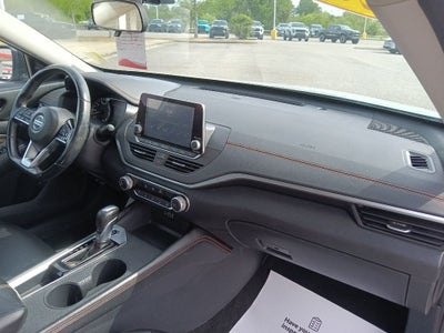 2020 Nissan Altima 2.5 SR