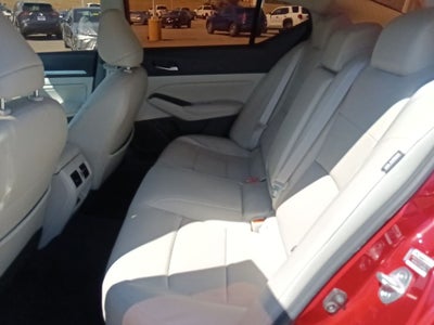 2022 Nissan Altima 2.5 Platinum