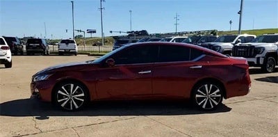 2022 Nissan Altima 2.5 Platinum