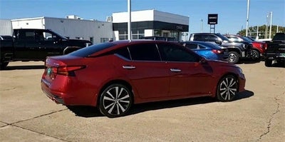 2022 Nissan Altima 2.5 Platinum