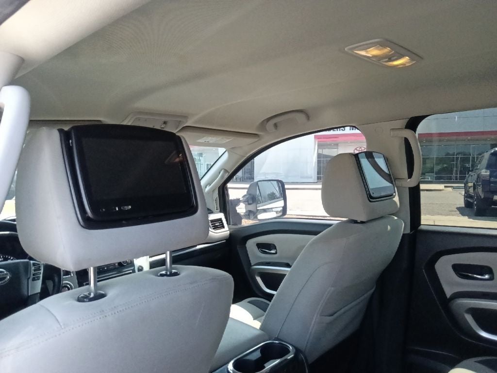 2021 Nissan Titan SV