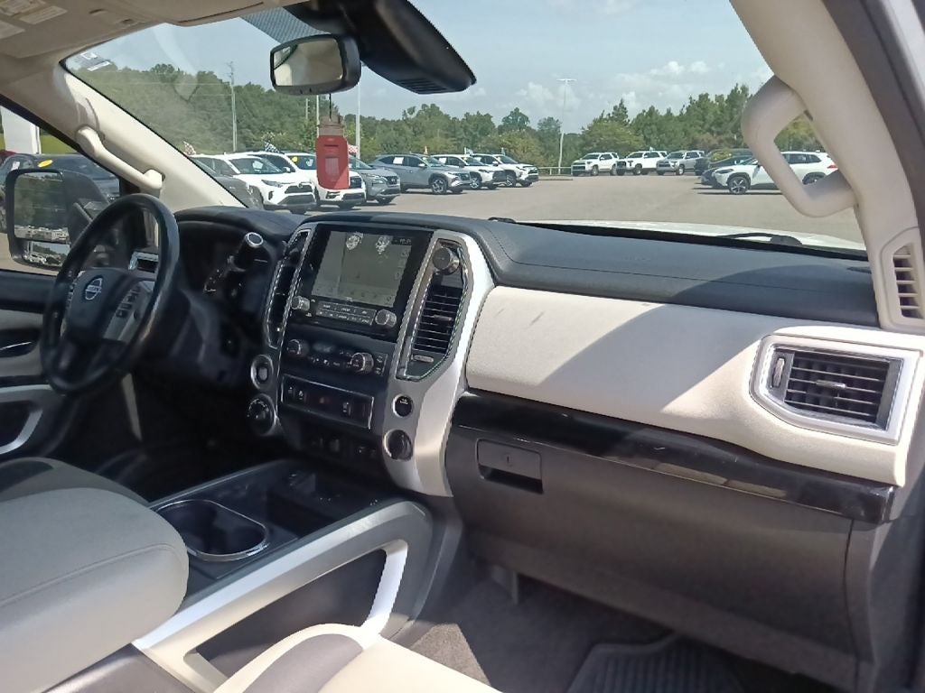 2021 Nissan Titan SV