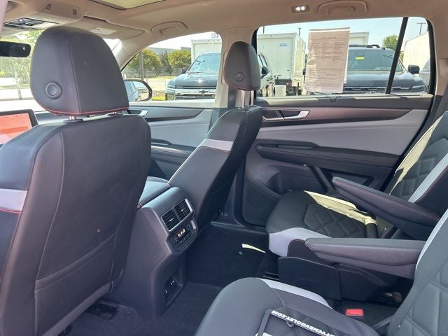 2025 Volkswagen Atlas 2.0T Peak Edition