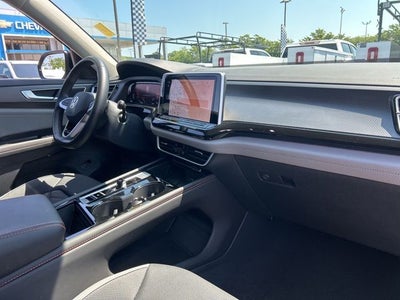 2025 Volkswagen Atlas 2.0T Peak Edition