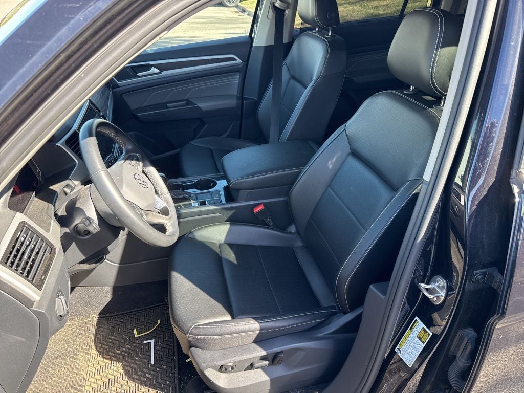 2022 Volkswagen Atlas 3.6L V6 SE w/Technology