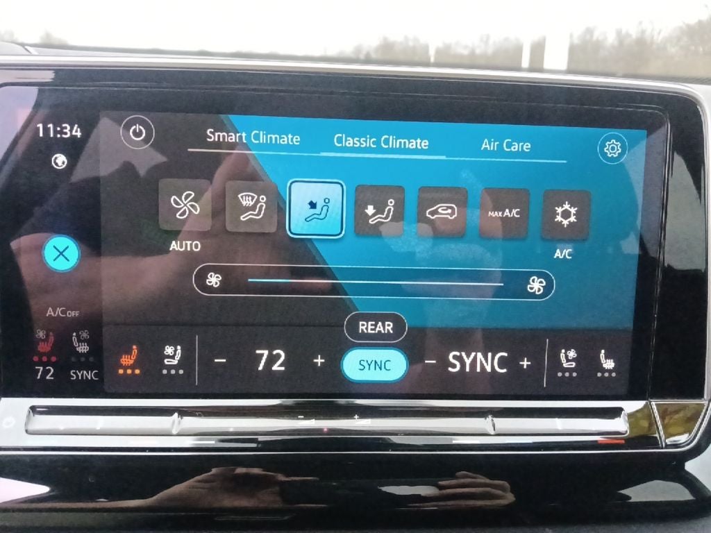 2024 Volkswagen Atlas 2.0T SE w/Technology