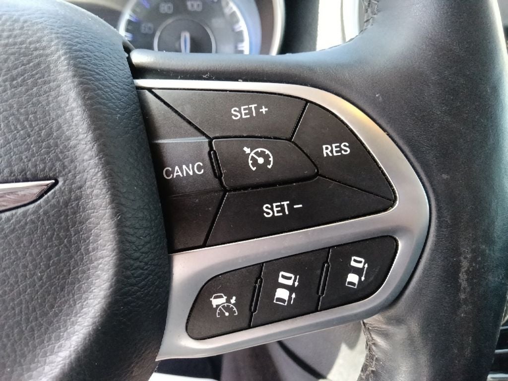 2017 Chrysler 300 C Panoramic