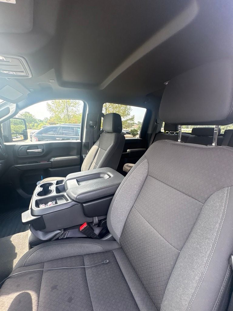 2024 Chevrolet Silverado 2500HD Custom