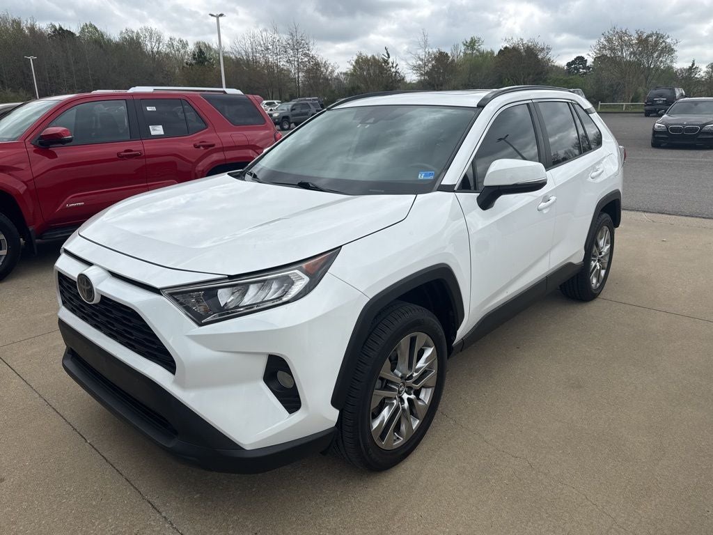 2019 Toyota RAV4 XLE Premium