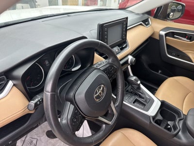 2019 Toyota RAV4 XLE Premium