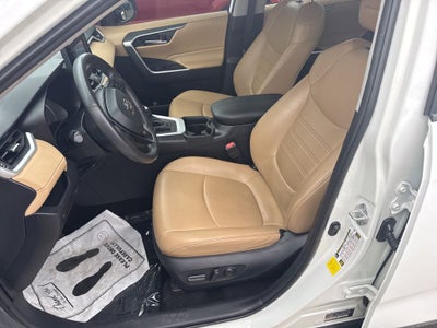 2019 Toyota RAV4 XLE Premium