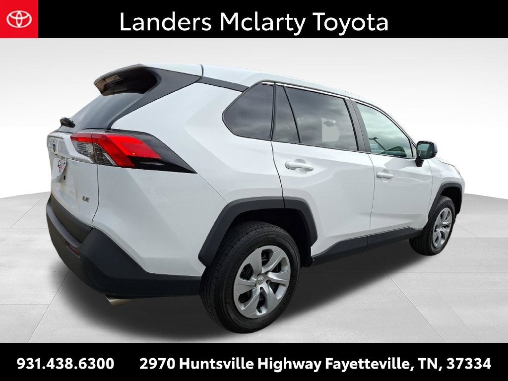 2022 Toyota RAV4 LE