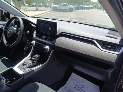2022 Toyota RAV4 Hybrid LE