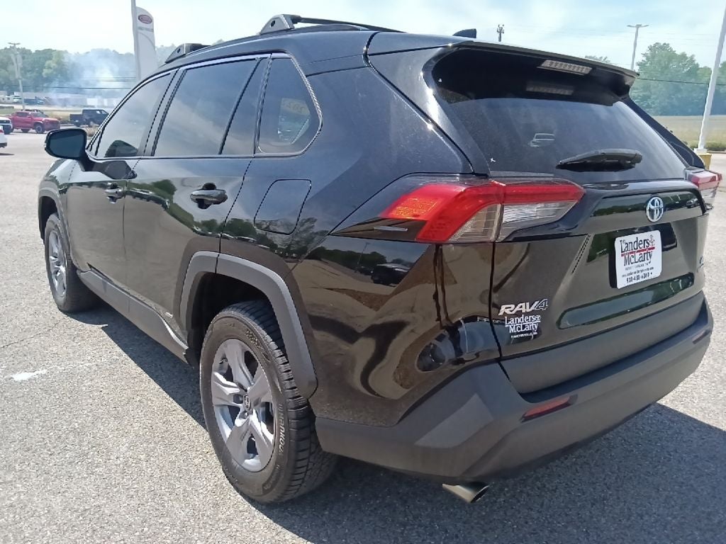 2022 Toyota RAV4 Hybrid LE
