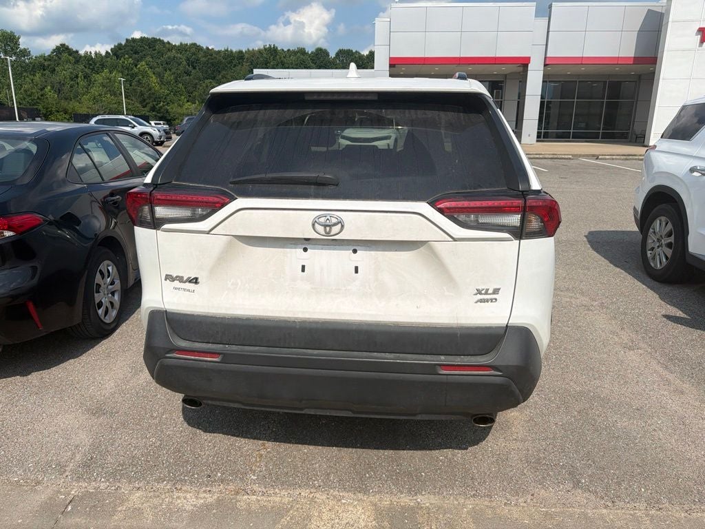 2022 Toyota RAV4 XLE