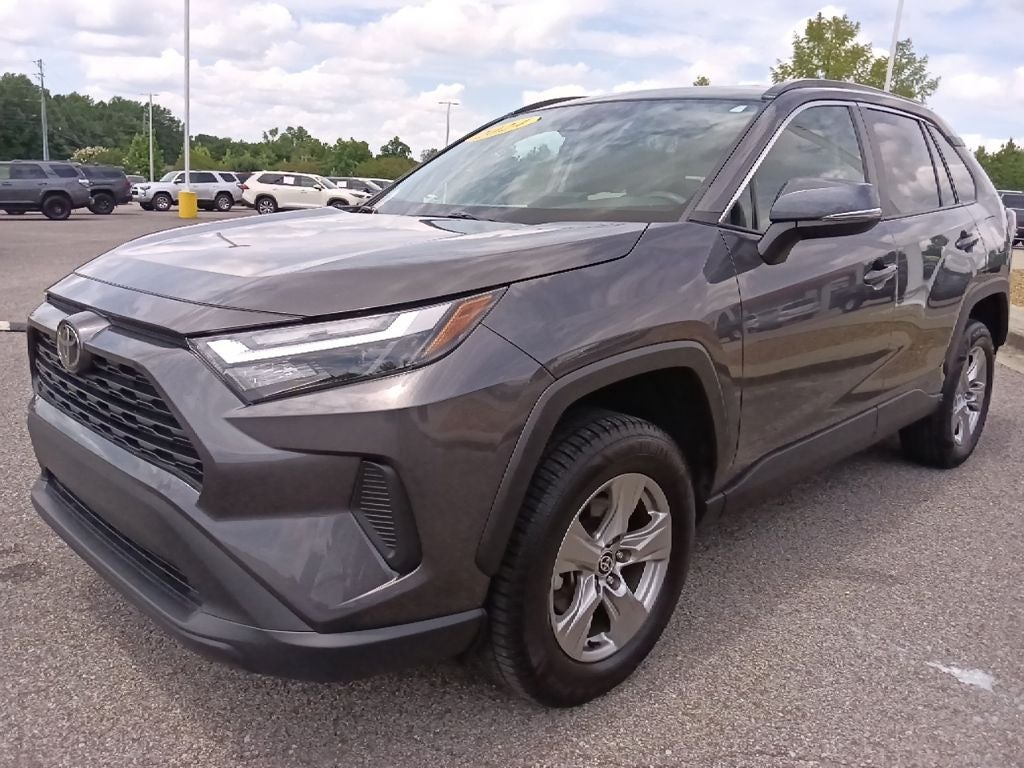 2024 Toyota RAV4 XLE