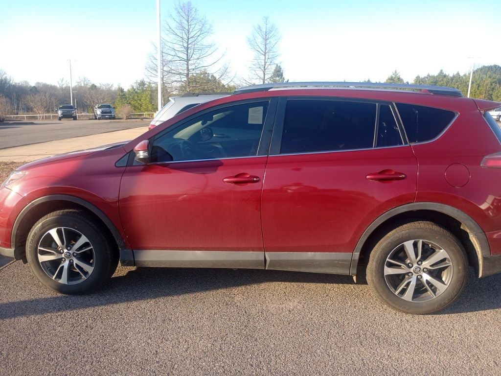2018 Toyota RAV4 XLE
