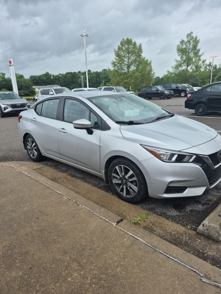 2020 Nissan Versa 1.6 SV