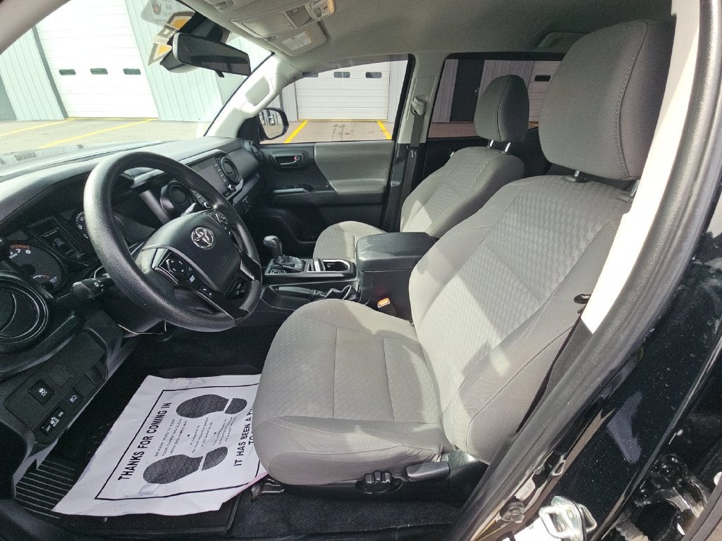 2023 Toyota Tacoma SR V6