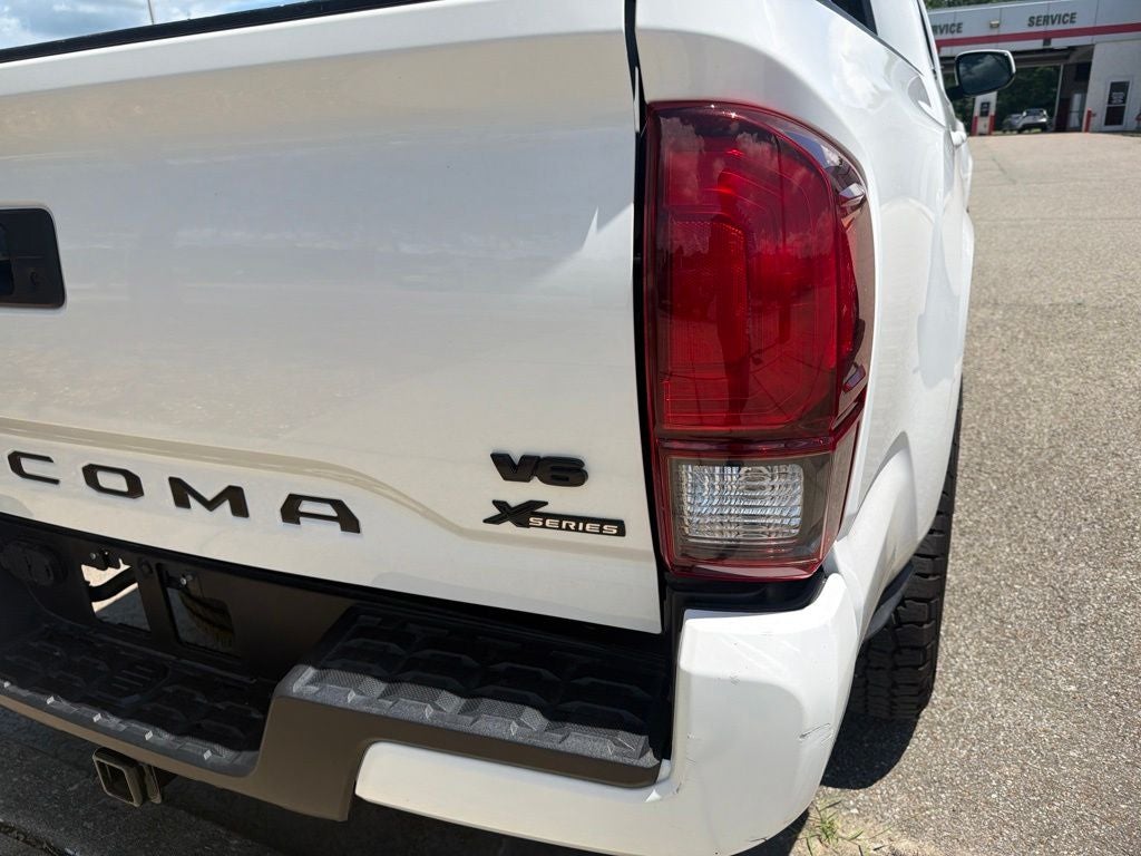 2022 Toyota Tacoma SR V6