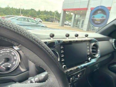2022 Toyota Tacoma TRD Off-Road V6