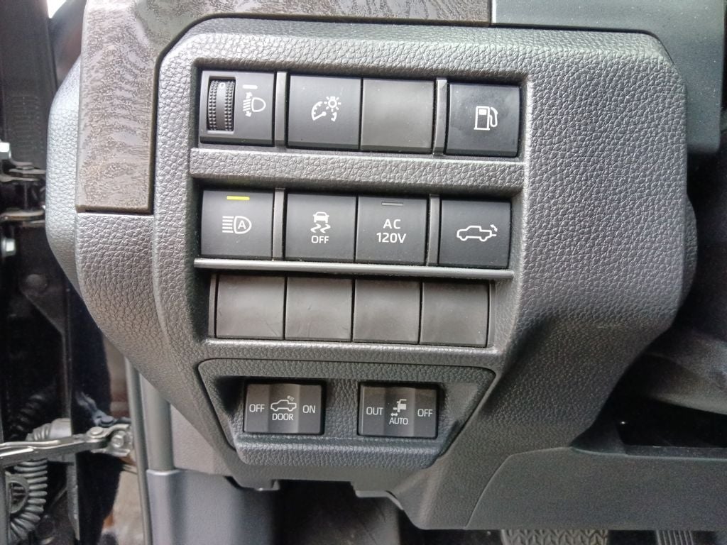 2025 Toyota Tacoma Hybrid Limited