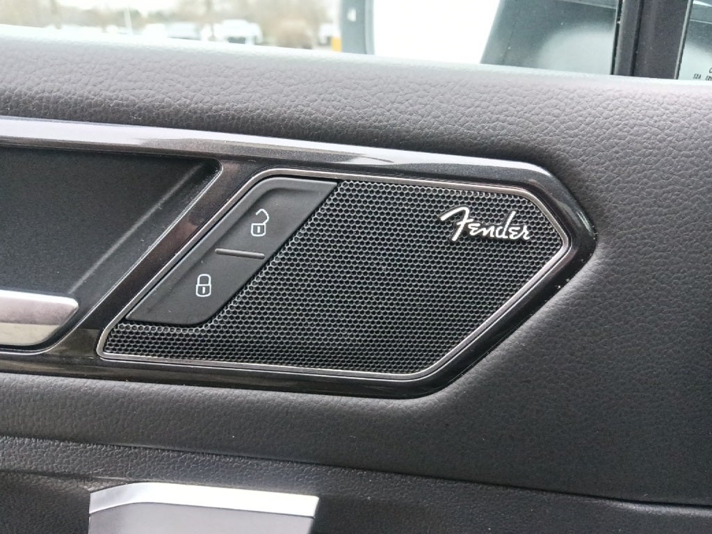 2023 Volkswagen Tiguan 2.0T SEL R-Line