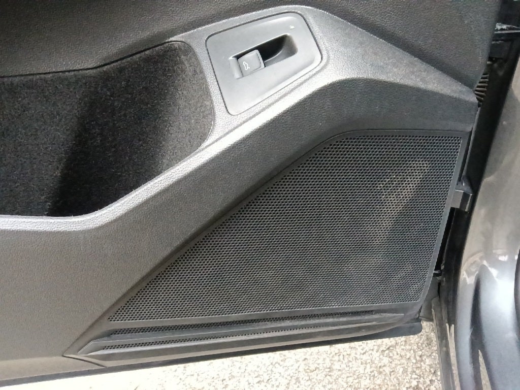 2023 Volkswagen Tiguan 2.0T SEL R-Line