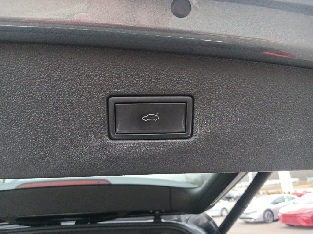 2023 Volkswagen Tiguan 2.0T SEL R-Line