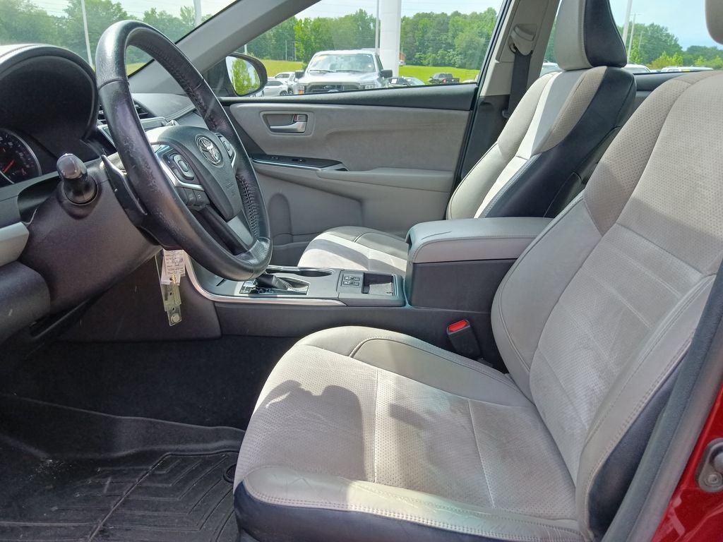 2017 Toyota Camry XSE