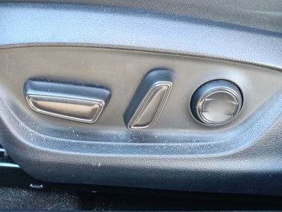 2022 Toyota Camry Hybrid LE