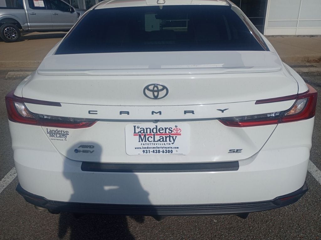 2025 Toyota Camry SE