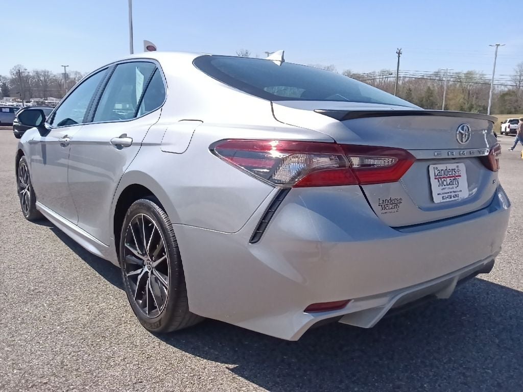 2024 Toyota Camry SE
