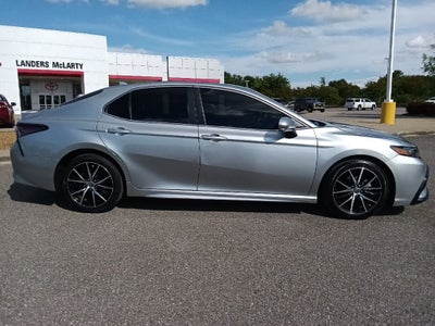 2023 Toyota Camry SE