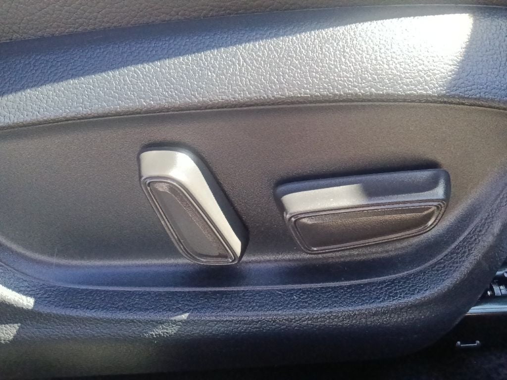 2023 Toyota Camry XSE V6